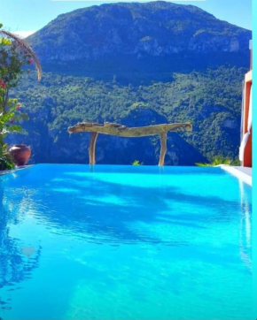 DDG Retreat, Casares